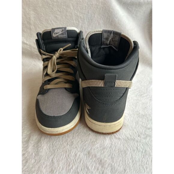 Nike Dunks comfort premium shoes swoosh sporting club grey size 8 - Picture 1 of 9